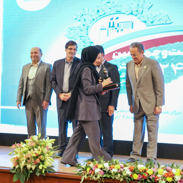 بسته بندی و چاپ ترام برای دومین سال کارفرمای منتخب صنعت سبز ملی ایران معرفی شد