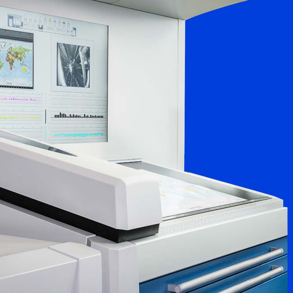 ترام برای بسته بندی مواد شوینده شما از پیشرفته‌ترین ماشین آلات چاپ و بسته بندی بهره می‌برد